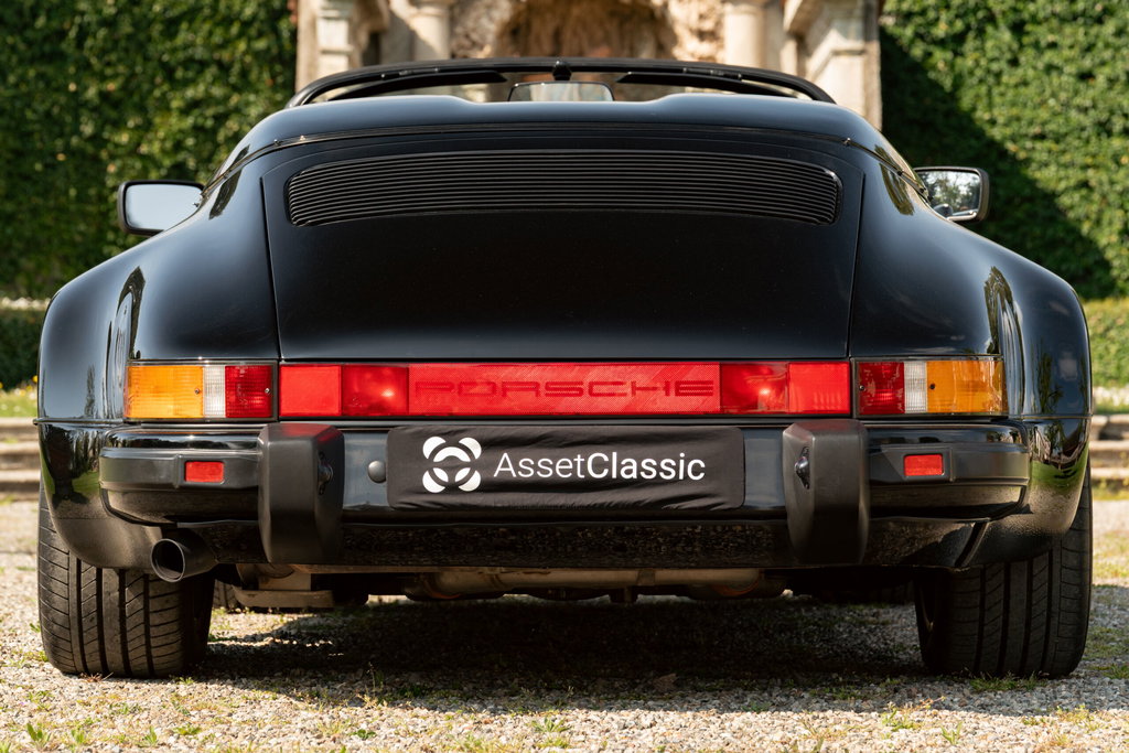 Porsche 911 Carrera 3.2 Speedster