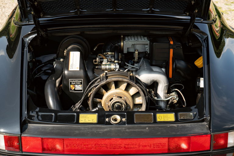 Porsche 911 Carrera 3.2 Speedster