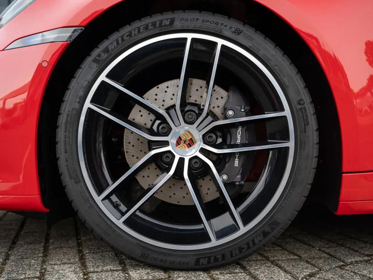 Porsche 992.2 Carrera