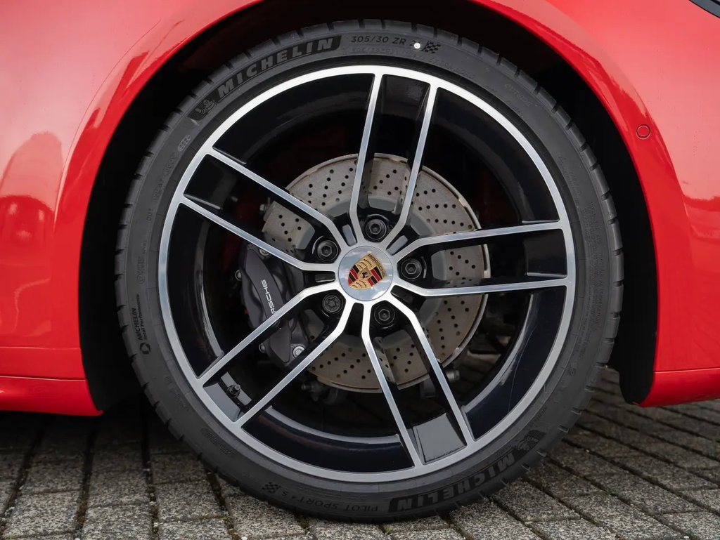 Porsche 992.2 Carrera