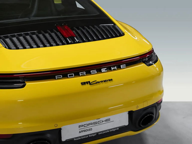 Porsche 992 Carrera