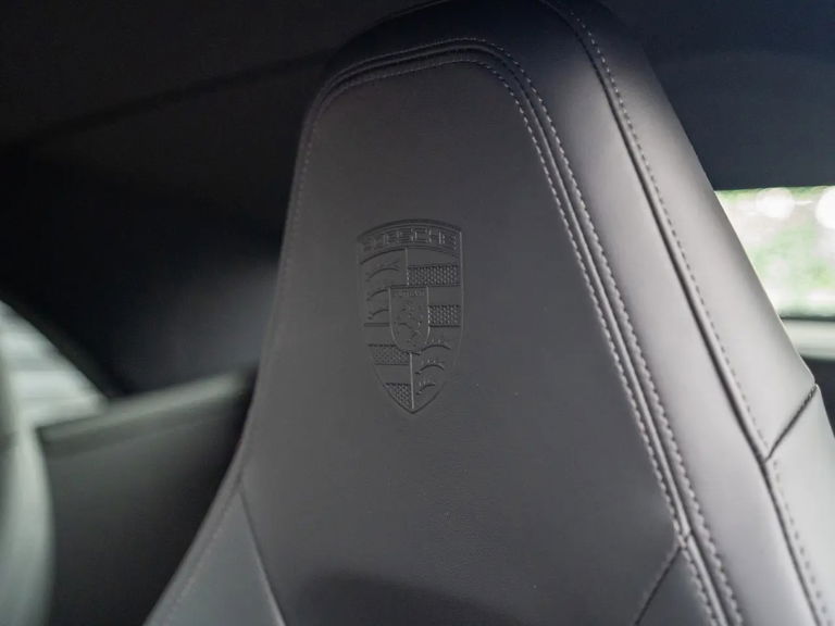 Porsche 992.2 Carrera