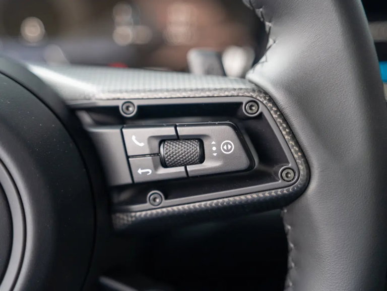 Porsche 992.2 Carrera