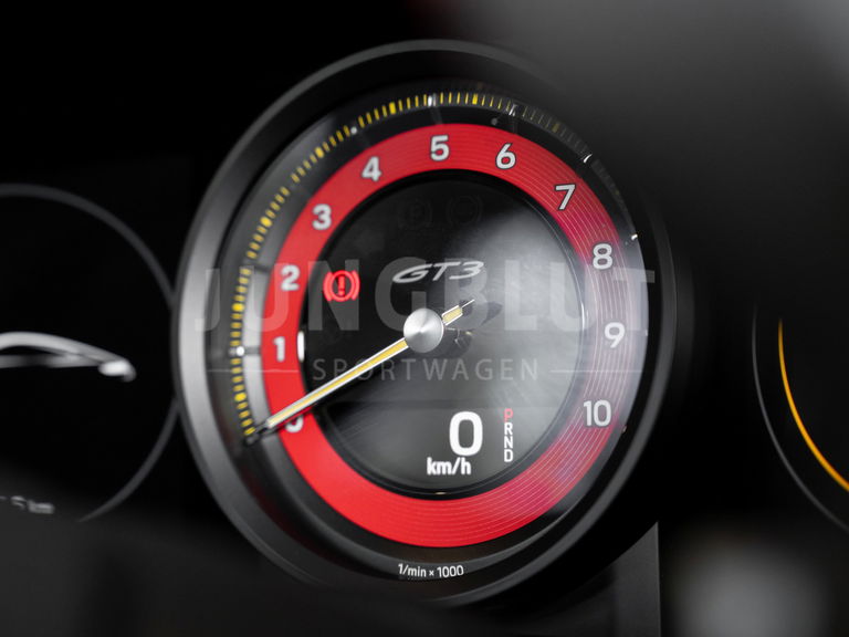 Porsche 992 GT3 Touring