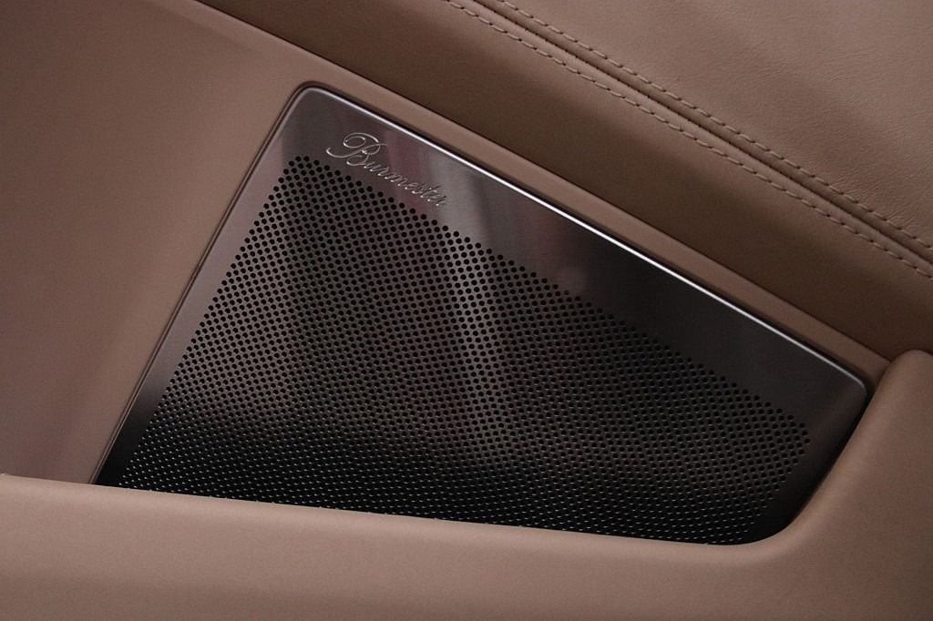 Porsche 992 Heritage Design Edition