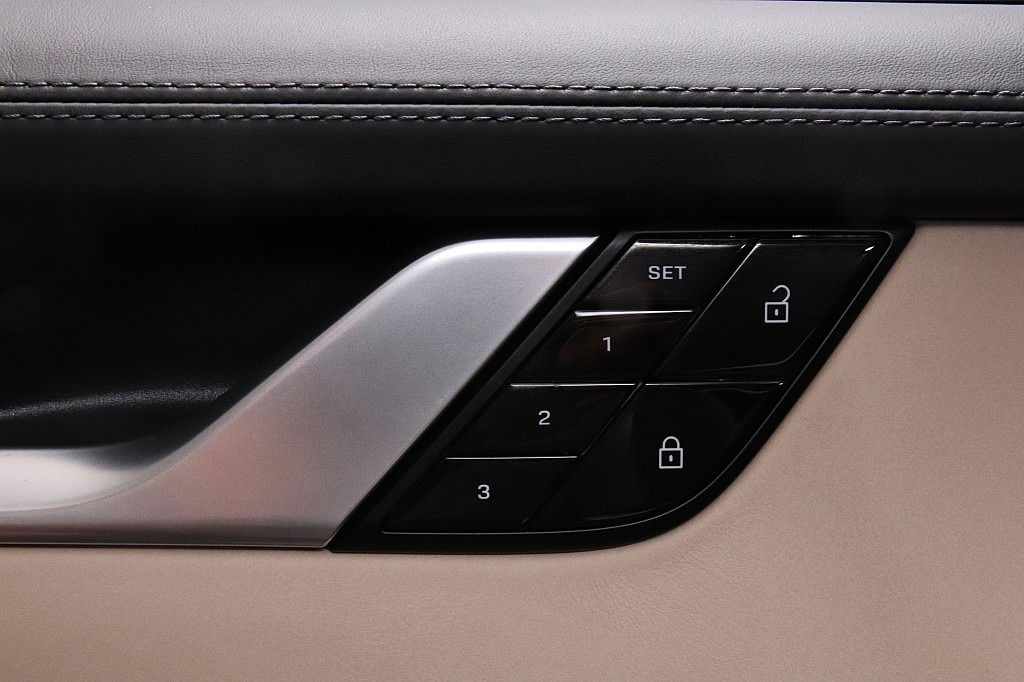 Porsche 992 Heritage Design Edition