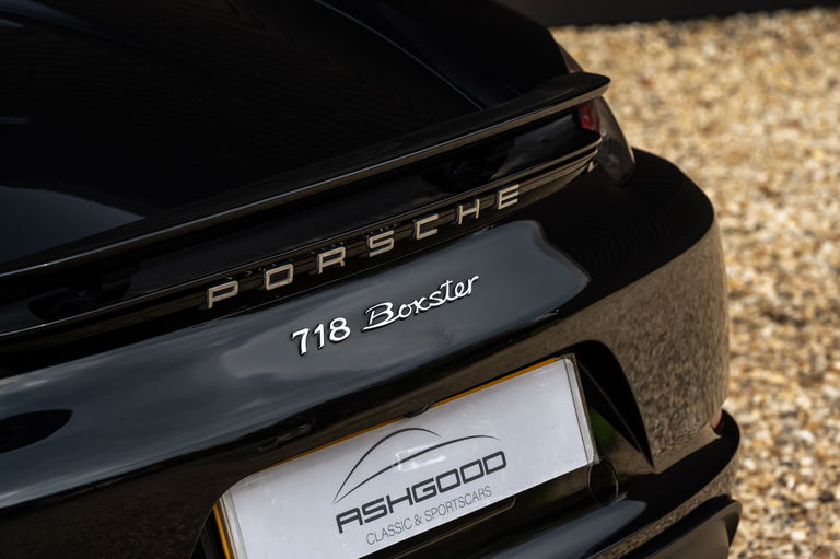 Porsche 718 Boxster