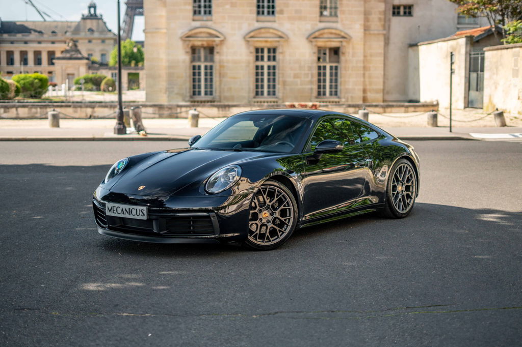 Porsche 992 Carrera 4S