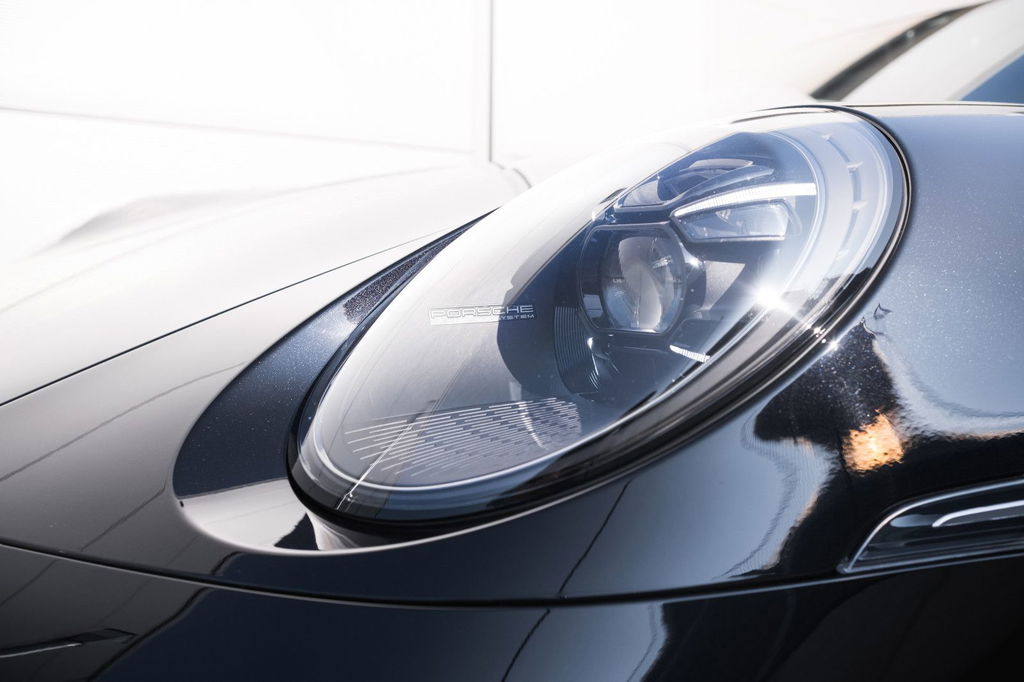 Porsche 992 Carrera GTS