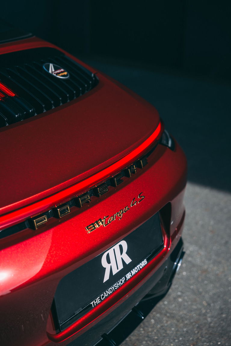 Porsche 992 Heritage Design Edition