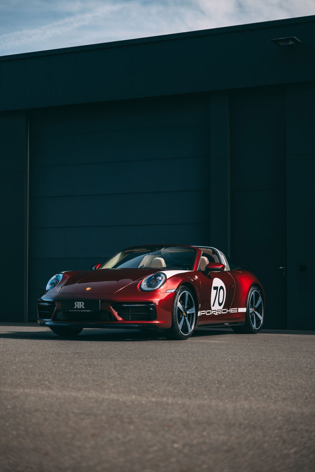 Porsche 992 Heritage Design Edition