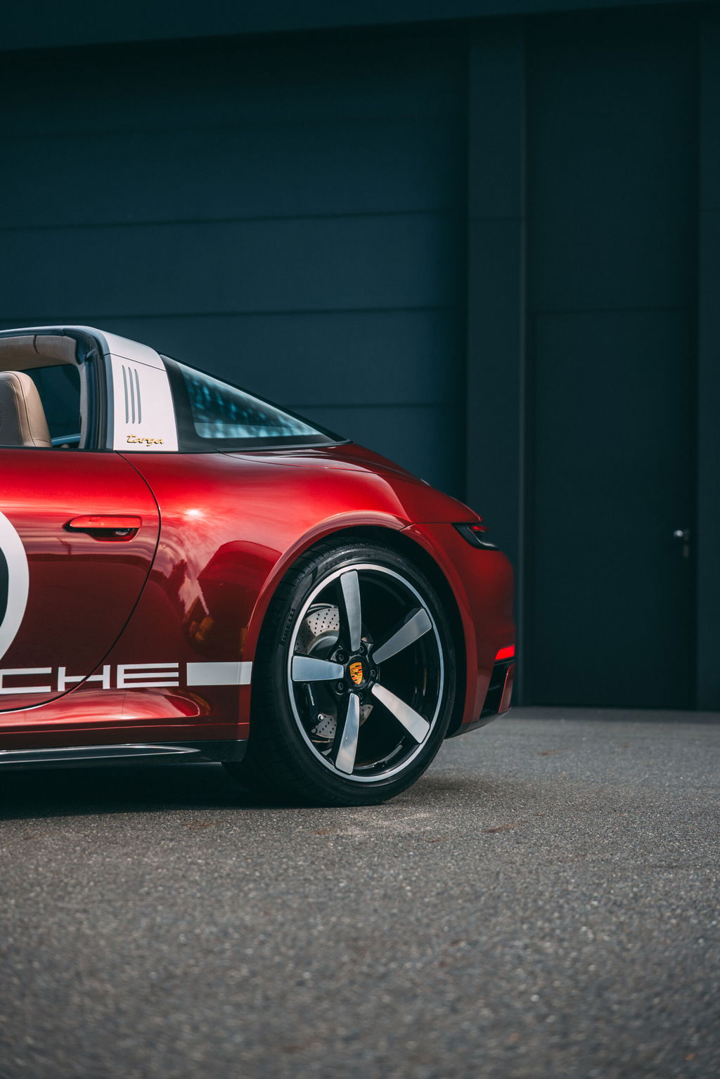 Porsche 992 Heritage Design Edition