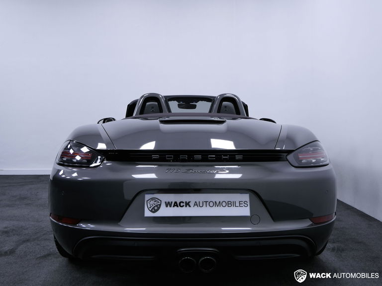 Porsche 718 Boxster S