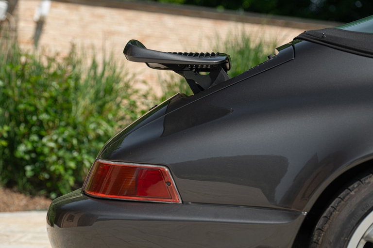 Porsche 964 Carrera 4