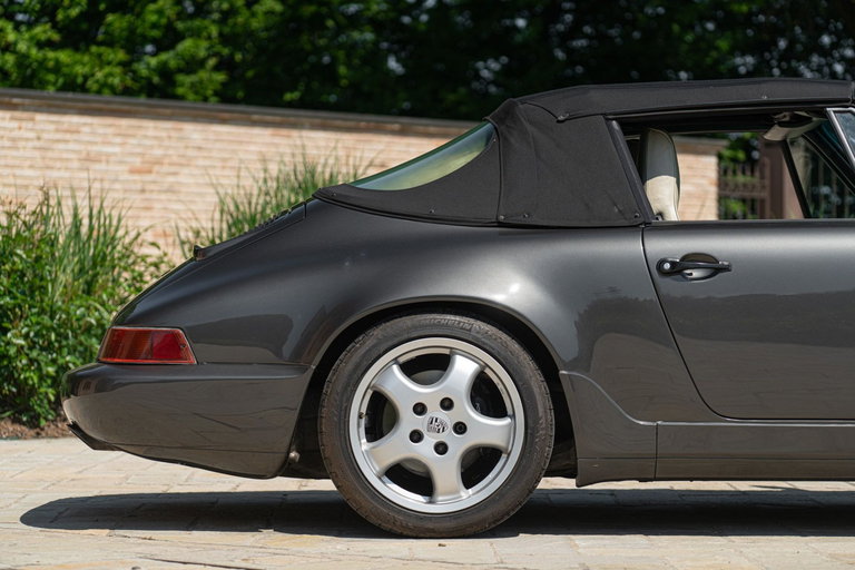 Porsche 964 Carrera 4