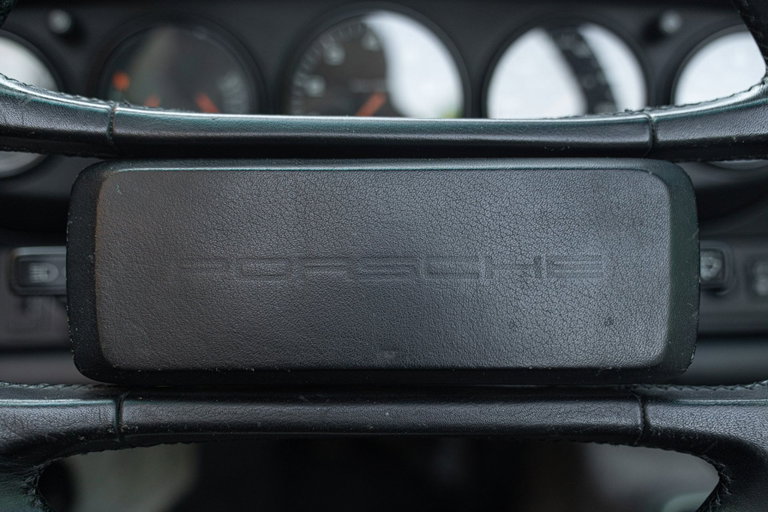 Porsche 964 Carrera 4