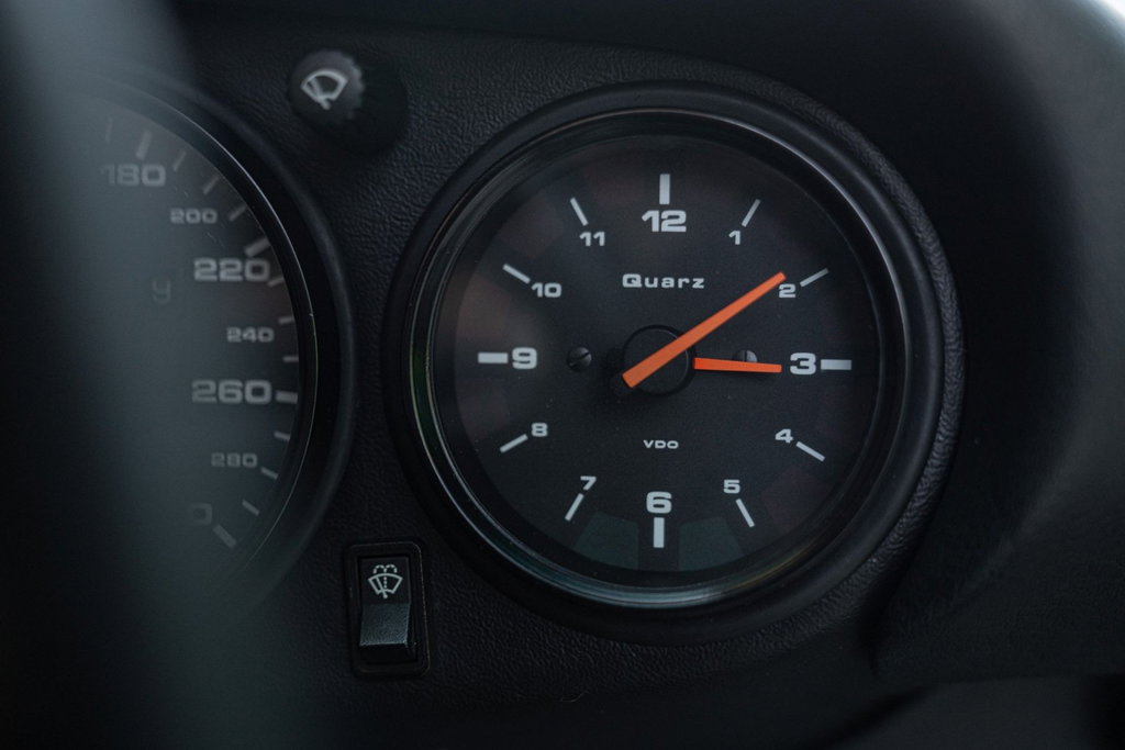 Porsche 964 Carrera 4