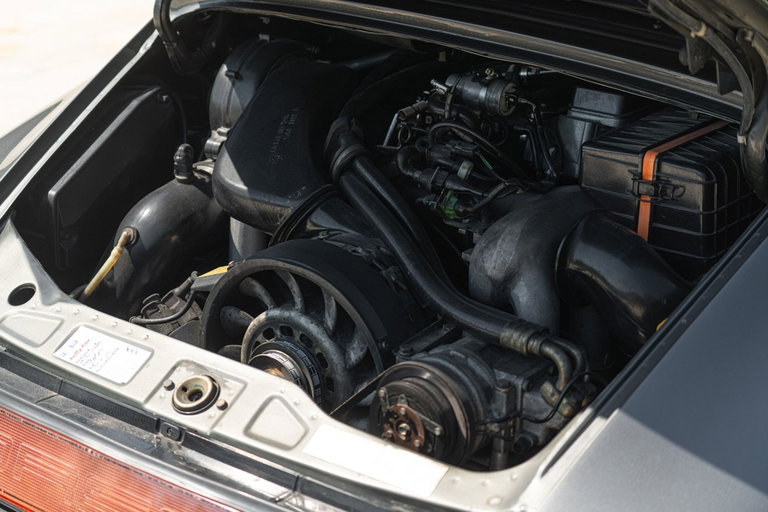 Porsche 964 Carrera 4
