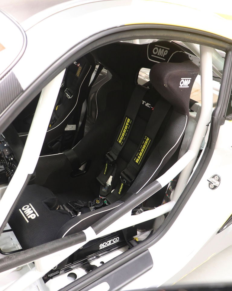 Porsche 987 Cayman Cup