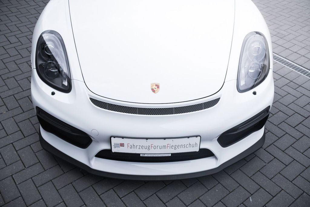 Porsche 981 Cayman GT4