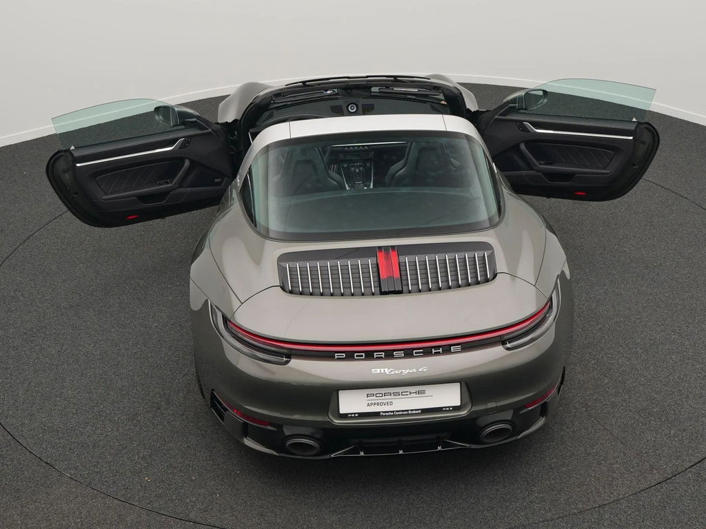 Porsche 992 Targa 4
