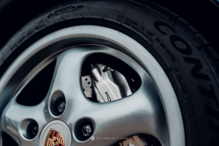 Porsche 993 Carrera 4