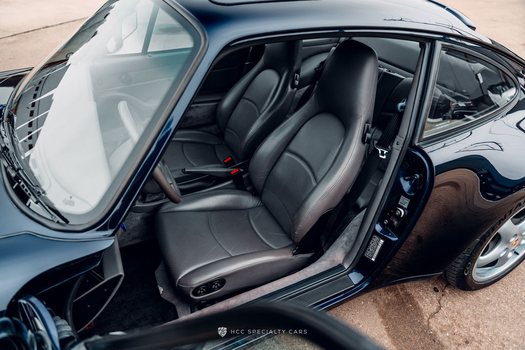 Porsche 993 Carrera 4