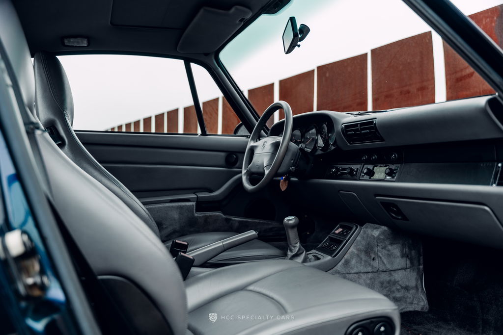 Porsche 993 Carrera 4