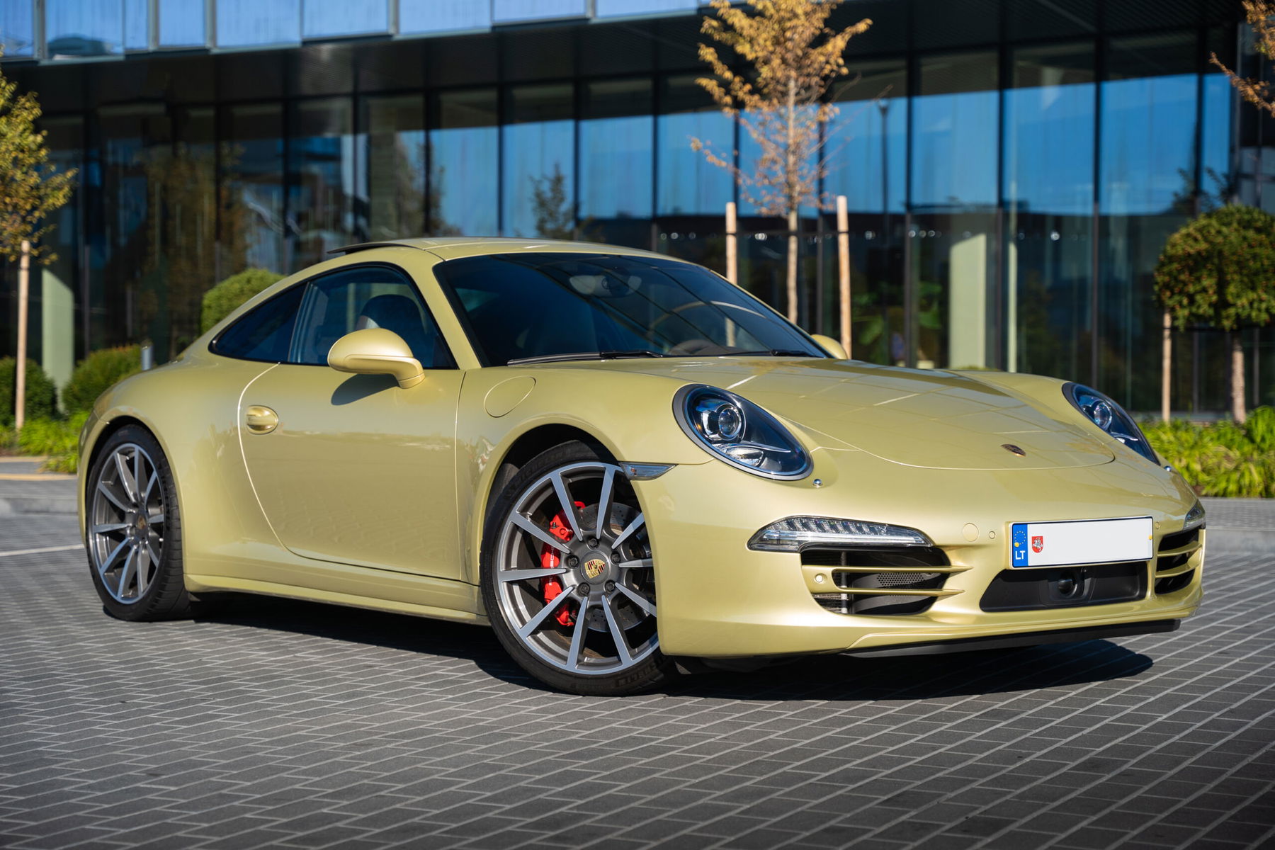 【美品】CAREERING-PRACEBO 701 GOLD Porsche 991 Carrera 4S 2013 - elferspot.com - Marketplace