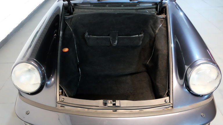 Porsche 964 Carrera 4