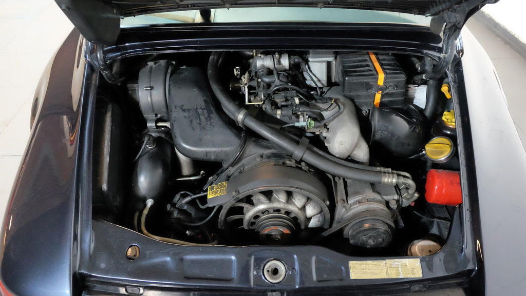 Porsche 964 Carrera 4