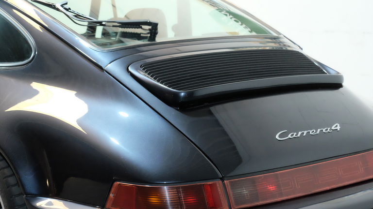 Porsche 964 Carrera 4