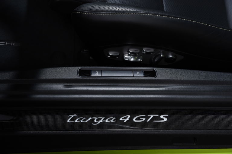 Porsche 991.2 Carrera 4 GTS