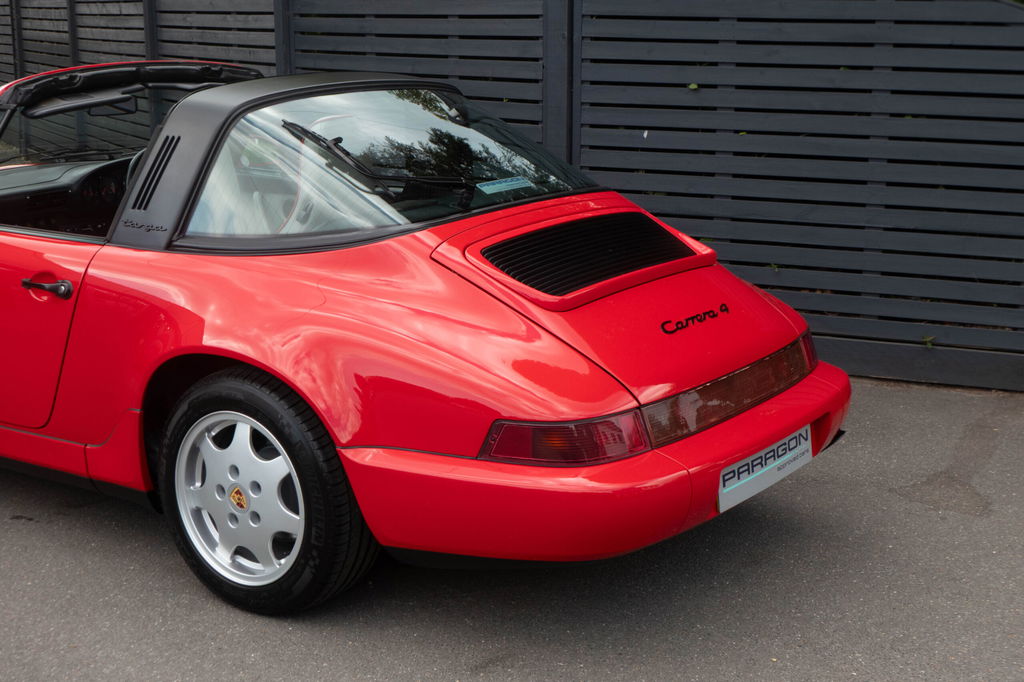 Porsche 964 Carrera 4
