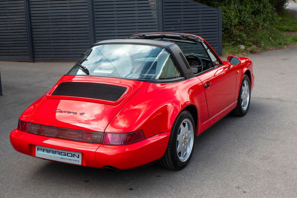 Porsche 964 Carrera 4