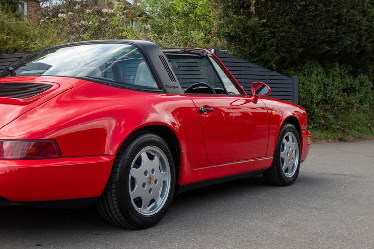 Porsche 964 Carrera 4