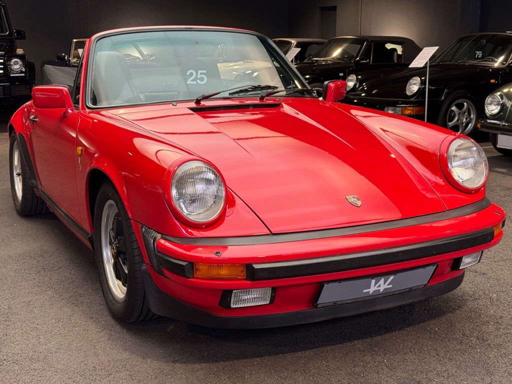 Porsche 911 Carrera 3.2