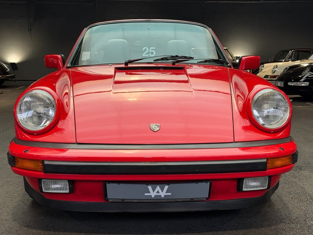 Porsche 911 Carrera 3.2