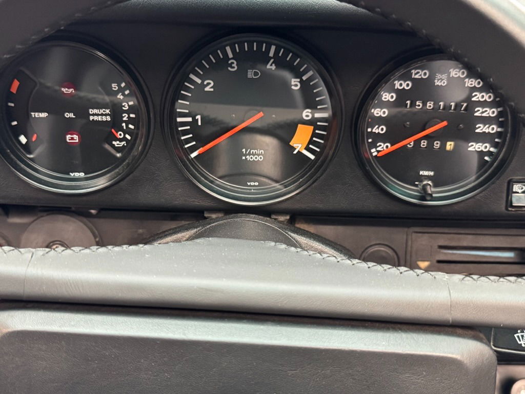 Porsche 911 Carrera 3.2