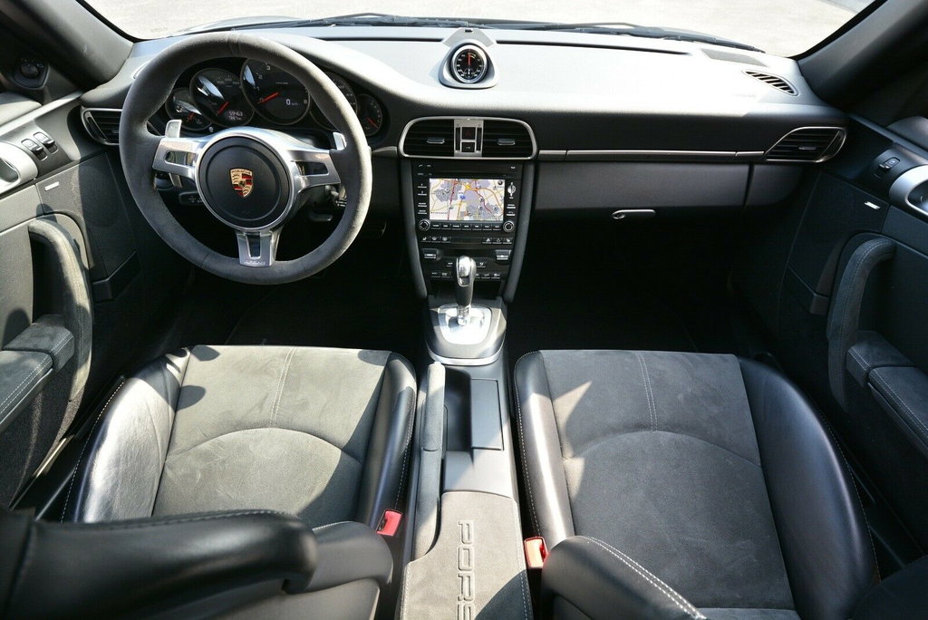 Porsche 997.2 Carrera 4 GTS