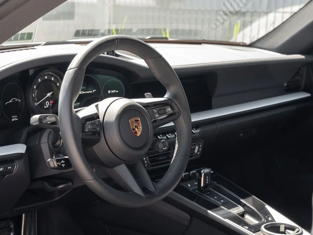 Porsche 992 Carrera T