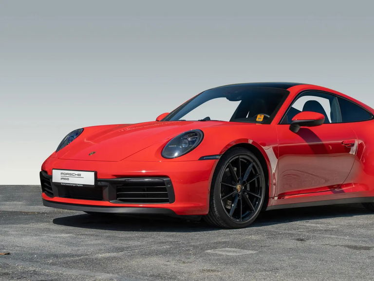 Porsche 992 Carrera 4S