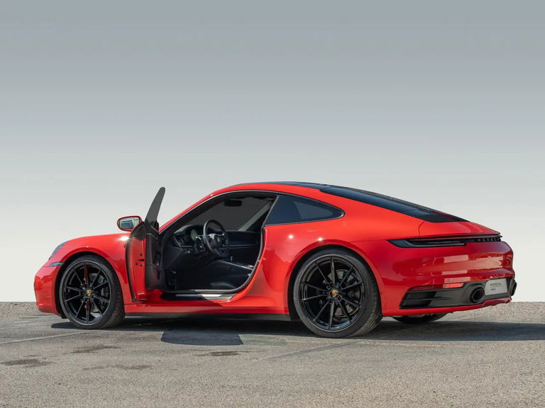 Porsche 992 Carrera 4S