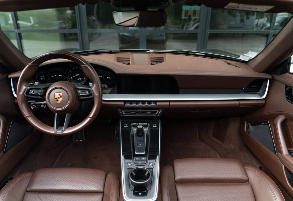 Porsche 992 Carrera 4S