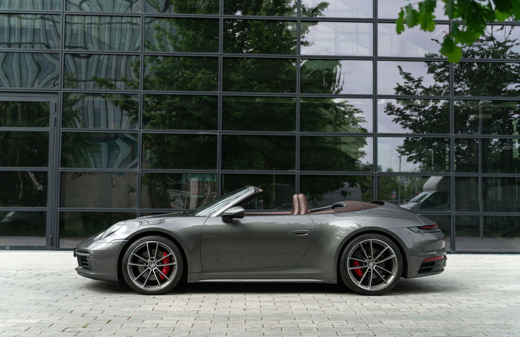 Porsche 992 Carrera 4S