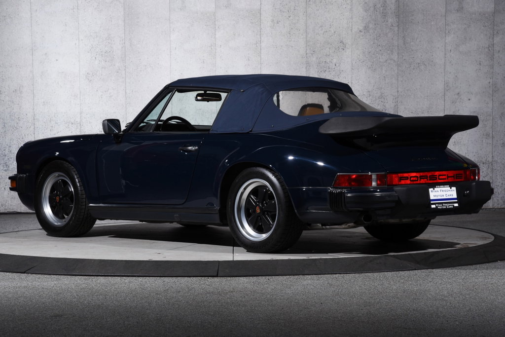Porsche 911 Carrera 3.2