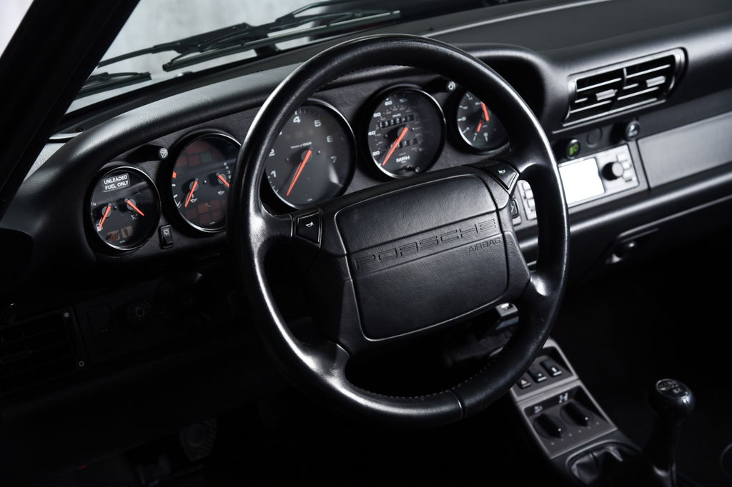 Porsche 964 Carrera 4