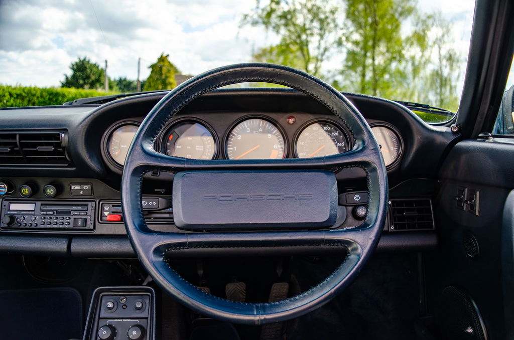 Porsche 911 Carrera 3.2 Supersport