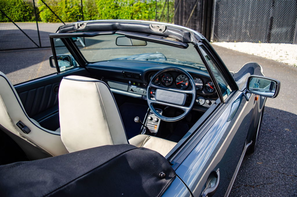 Porsche 911 Carrera 3.2 Supersport