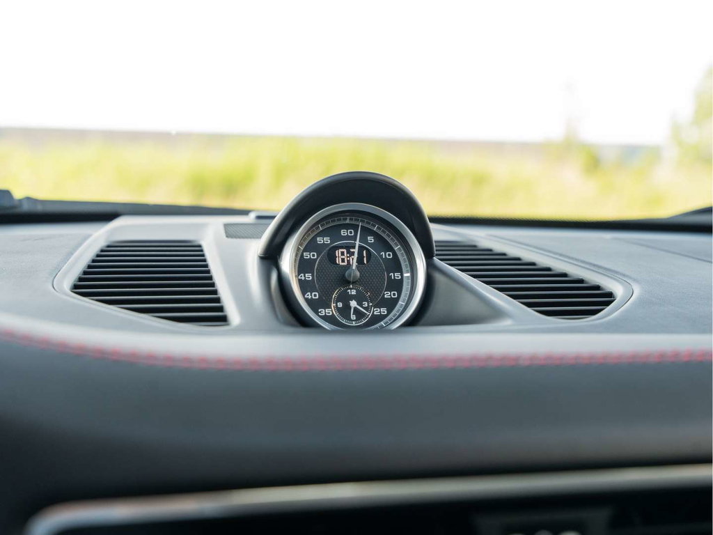 Porsche 991.2 Carrera GTS